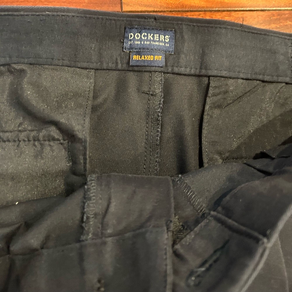 Dockers Dark Blue Dress Pants Waterless Classic Fit Men’s - Picture 9 of 9